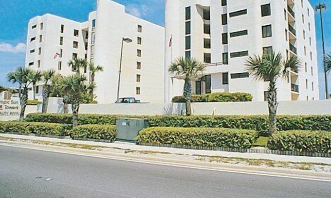 Ormond Shores Apartment | Beautiful 1 bedroom unit at resort, sleeps 4