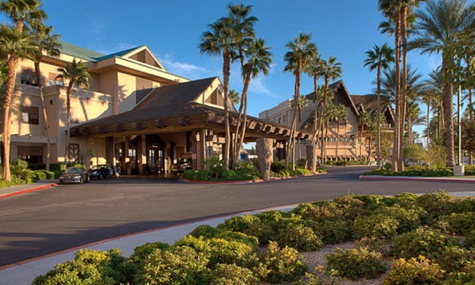 Las Vegas Resort | Beautiful 1 BR Bora Bora Suite. ALL RESORT FEES AND TAXES INCLUDED IN PRICE!