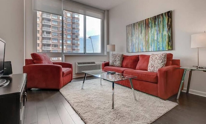 Hudson Exchange Apartment | Beautiful 1BR | Stunning Views | Pool | Jersey City