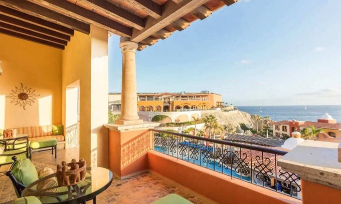 Los Cabos Apartment | Beautiful 1BR Suite at Cabo San Lucas