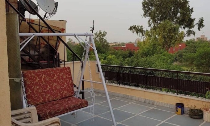 Lajpat Nagar Apartment | Beautiful 1RK Apartment with Terrace by HostMyStay