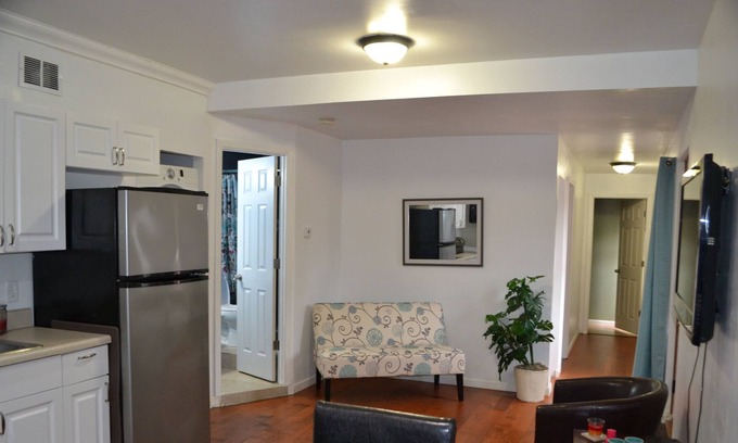 Conyers Apartment | Beautiful 2 and 1