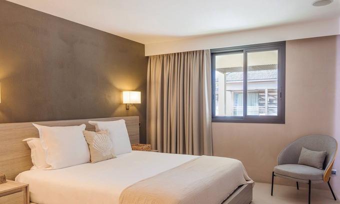 Lurin Apartment | Beautiful 2-bedroom apartment in Gustavia with harbor view in Saint Barthélémy
