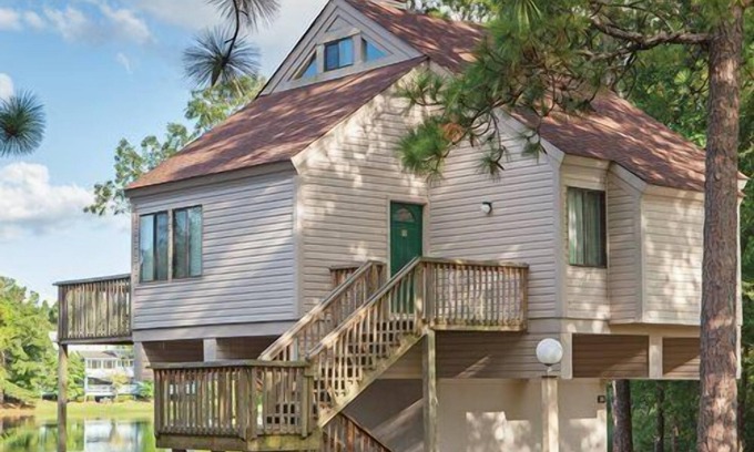 New Bern Apartment | Beautiful 2 bedroom unit at resort, sleeps 8