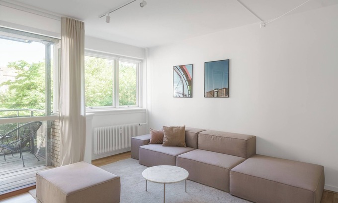 Frederiksberg Apartment | Beautiful 2-BR w/a balcony in Frederiksberg - 205