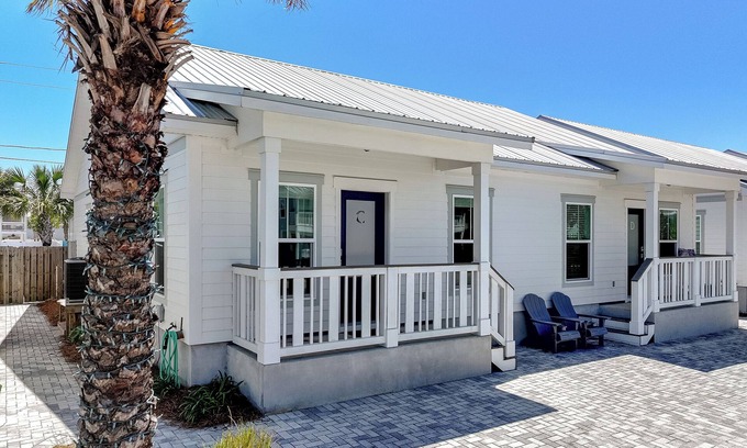 Mexico Beach House | Beautiful, 2BR/2BA-beachside coastal cottage house, steps to the beach