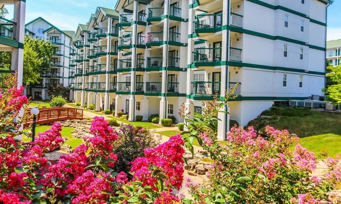 Branson Apartment | Beautiful 3 bedroom unit at resort, sleeps 10