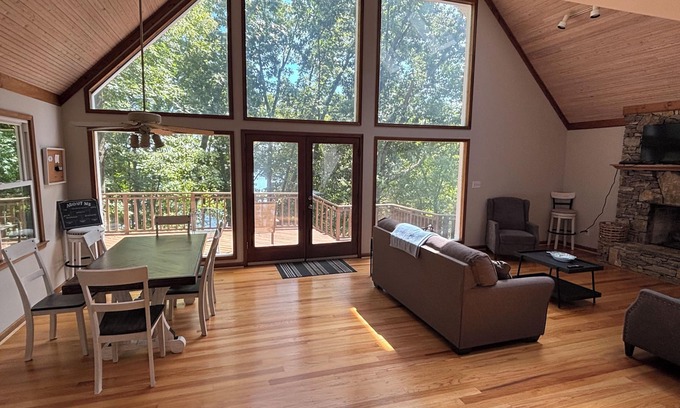 Scottsville House | Beautiful 3-bedroom lake house with view, direct dock access, game room and more