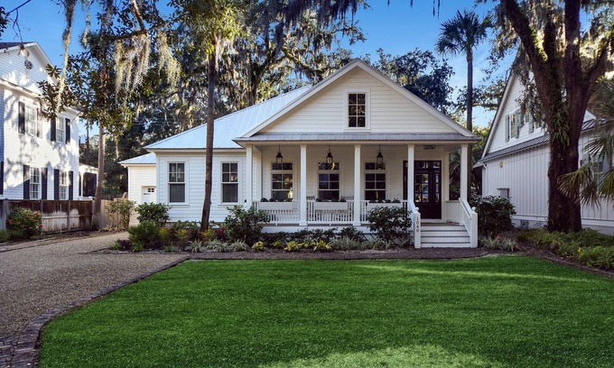King City House | Beautiful 3 bed - 3 bath home located in Village Oaks