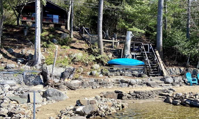 Adirondack House | Beautiful 4 BR lake front house with 100’ private beach