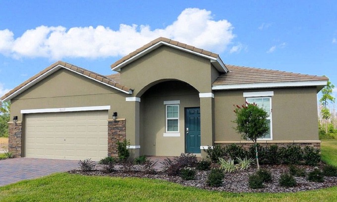 Calabria House | Beautiful 5 Bed Gated Pool Home At Calabria At Westside