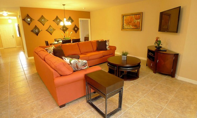 Calabria House | Beautiful 5 Bed Pool Home At Calabria at Westside Resort
