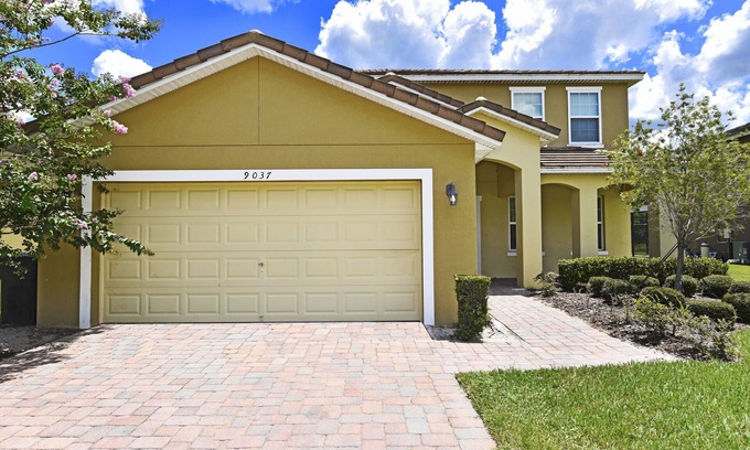 Calabria House | Beautiful 6 Bed Pool Home At Calabria at Westside Resort