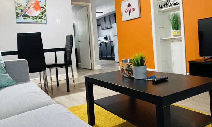 Upper Darby Cabin | BEAUTIFUL AND COZY APT CLOSE TO PHILLY!!