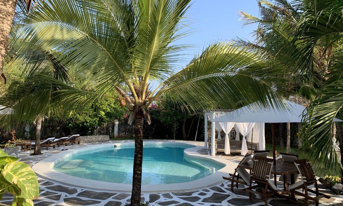 Watamu Villa | Beautiful and Cozy Villa two minutes walk to the beach.
