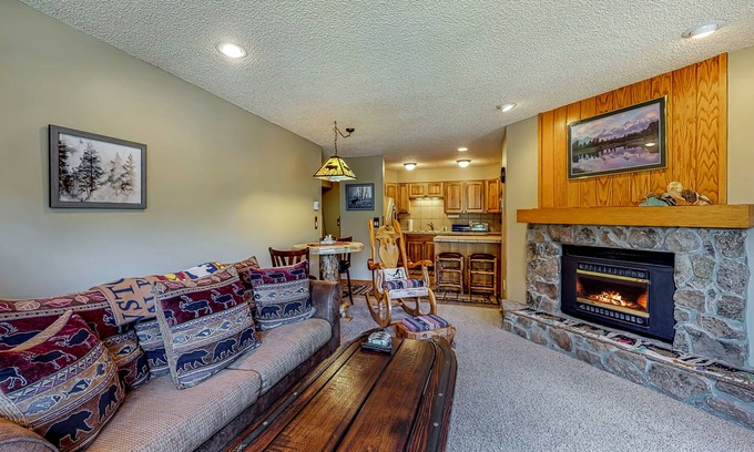 Warrior's Mark Condo | Beautiful and Secluded Mountain Home w/Access to Shared Amenities