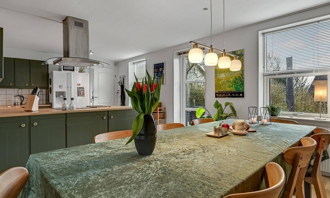 Ørsted House | Beautiful and spacious cottage in a cozy village.