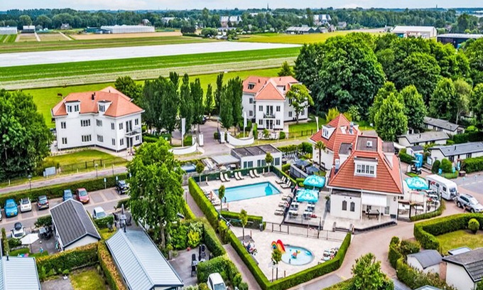 Municipality of Noordwijk House | Beautiful apartment in villa for 4 people with WIFI, pool, TV and terrace