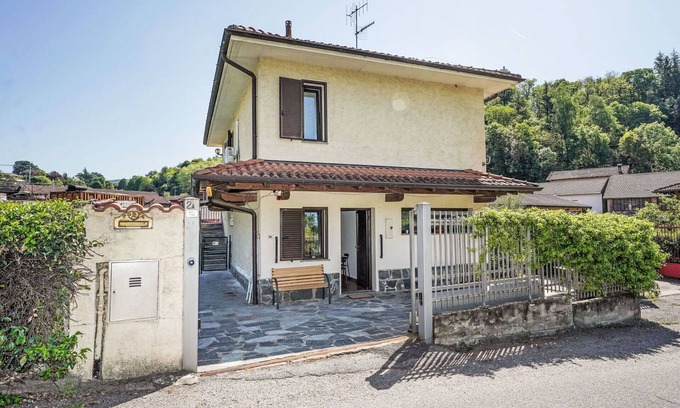 Castello Apartment | Beautiful apartment for 5 people with pool, WIFI, TV and parking