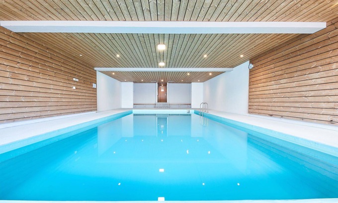 Heremence Apartment | Beautiful apartment with pool, WIFI, TV, balcony, pets allowed, panoramic view and parking