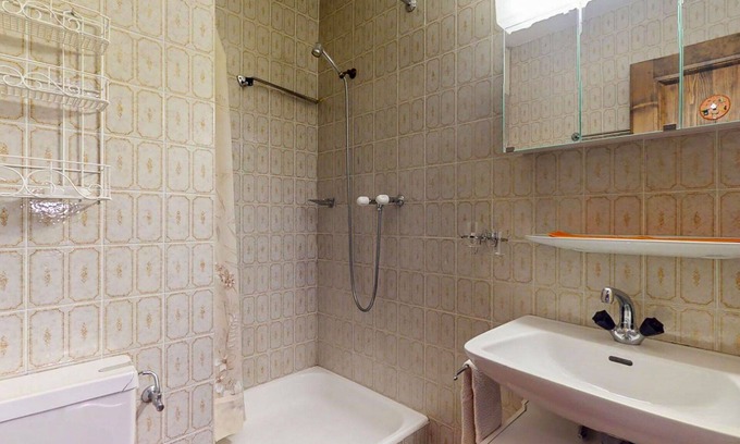 Vex Apartment | Beautiful apartment for 5 guests with WIFI, pool, TV and balcony