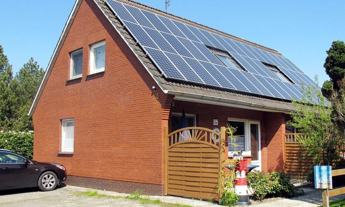 Sehestedt Apartment | Beautiful apartment for 4 guests with WIFI, TV, terrace and pets allowed