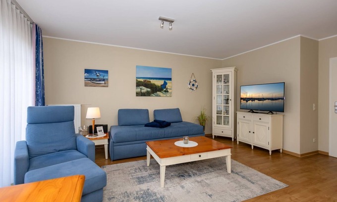 Kuehlungsborn Apartment | Beautiful apartment at the marina with balcony and view to the nearby Baltic Sea -