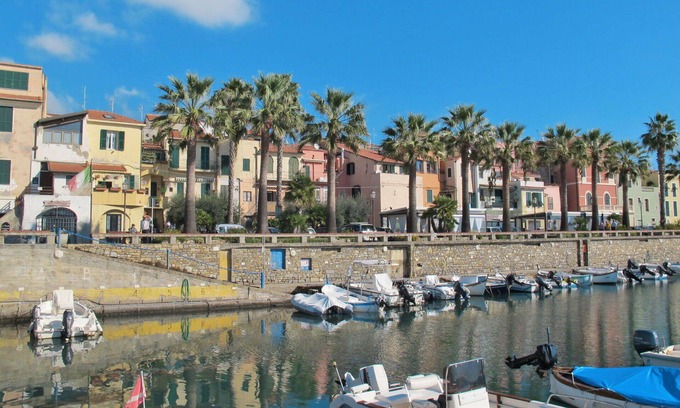 Riva Ligure Apartment | Beautiful apartment for 4 guests with WIFI, pets allowed and parking
