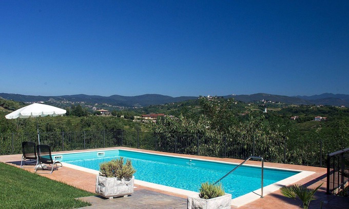 Brda Apartment | Beautiful apartment for 5 guests with WIFI, pool, A/C, TV, balcony and panoramic view