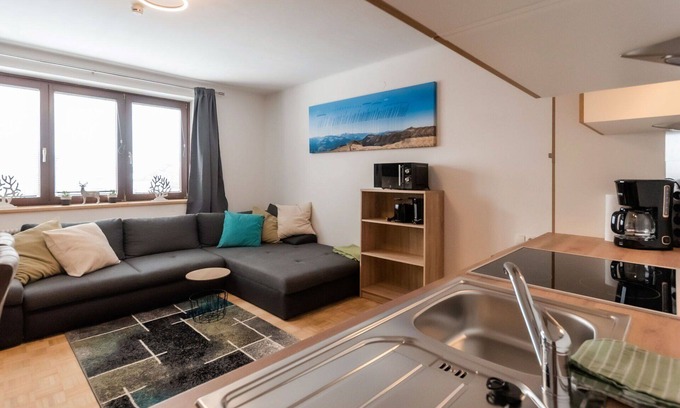 Taxenbach Apartment | Beautiful apartment for 4 guests with WIFI, TV, balcony, panoramic view and parking