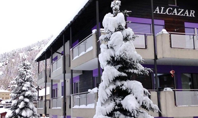 Saas-Balen Apartment | Beautiful apartment for 4 guests with WIFI, TV, balcony and pets allowed