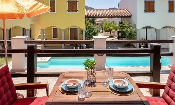 Viddalba Apartment | Beautiful apartment for 4 people with pool, A/C, WIFI, TV, terrace and pets allowed