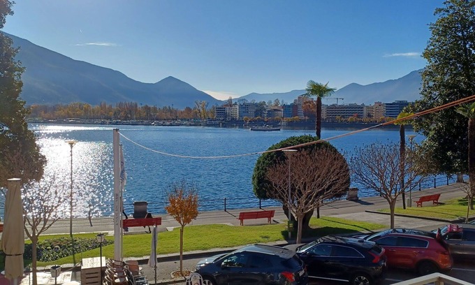 Muralto Apartment | Beautiful apartment for 3 people with A/C, WIFI, TV and balcony