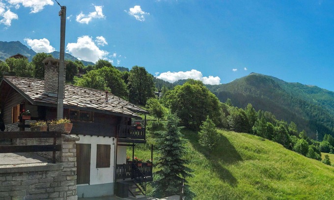 Paquier Apartment | Beautiful apartment for 4 people with WIFI, TV, balcony and pets allowed