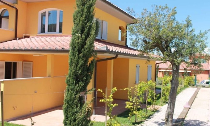 Puntone Apartment | Beautiful apartment for 3 guests with A/C, pool, WIFI, TV, balcony, pets allowed and parking
