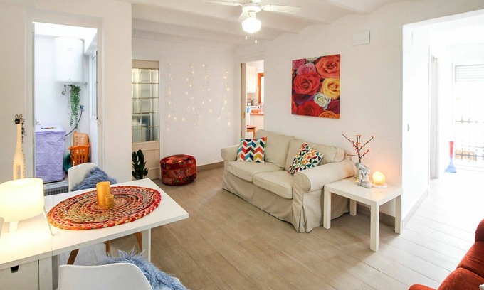 Altea Apartment | Beautiful apartment for 3 people with WIFI, TV, balcony and parking