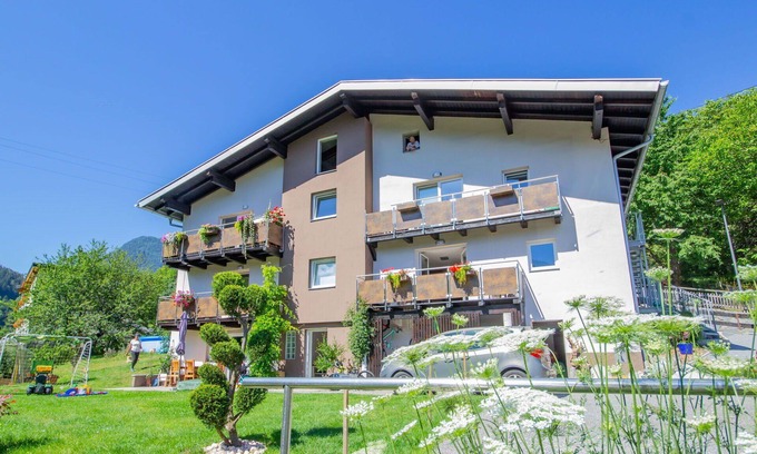 Pians Apartment | Beautiful apartment for 4 people with WIFI, TV, balcony and parking
