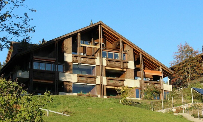 Beatenberg Apartment | Beautiful apartment for 4 guests with WIFI, TV, balcony and panoramic view