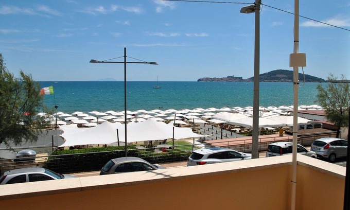 Selvacava Apartment | Beautiful apartment for 6 guests with A/C, TV, balcony and pets allowed