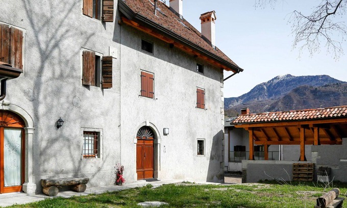 Raveo Apartment | Beautiful apartment for 2 guests with WIFI, TV and patio