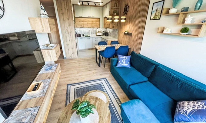 Gaski Apartment | Beautiful apartment for 4 guests with hot tub, pool, WIFI, TV, balcony and parking