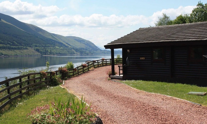 South Laggan House | Beautiful apartment in villa for 4 people with TV and parking