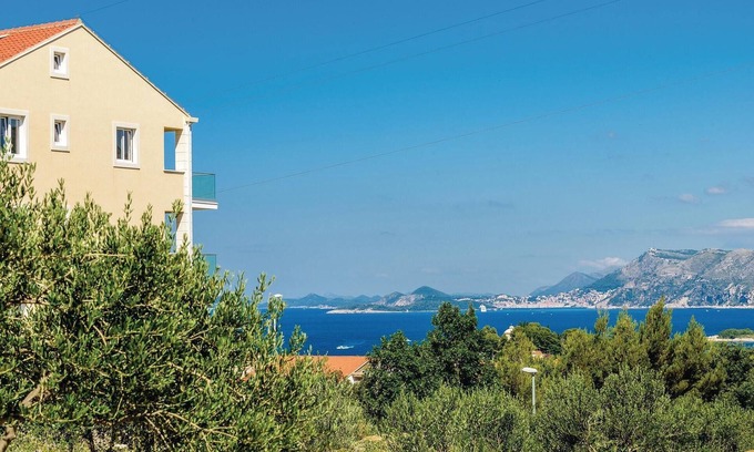 Cavtat Apartment | Beautiful apartment in Cavtat with WiFi