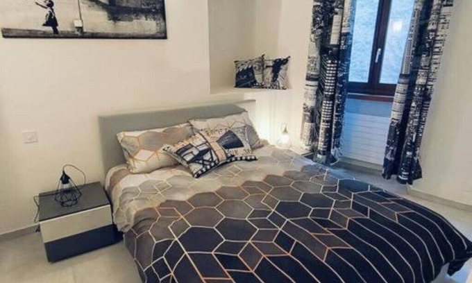 Tremona Apartment | Beautiful apartment in Morcote Urban style