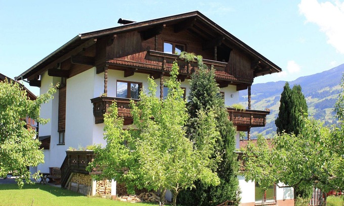 Fuegen Apartment | Beautiful apartment in Fugen/Zillertal