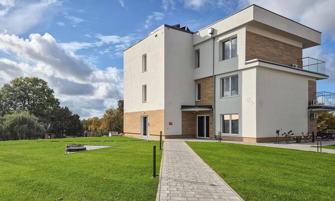 Insko Apartment | Beautiful apartment in Insko with sauna