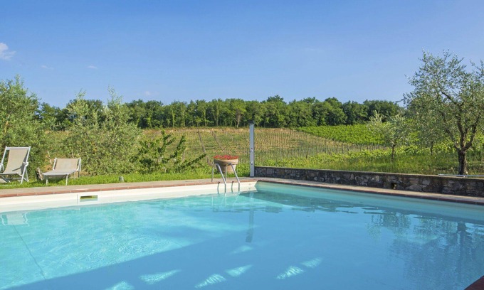 San Leolino Villa | Beautiful apartment in villa for 2 people with pool, A/C, WIFI, TV, terrace and pets allowed