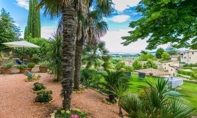 Stigliano Apartment | Beautiful apartment for 3 people with WIFI, TV, patio, pets allowed and panoramic view