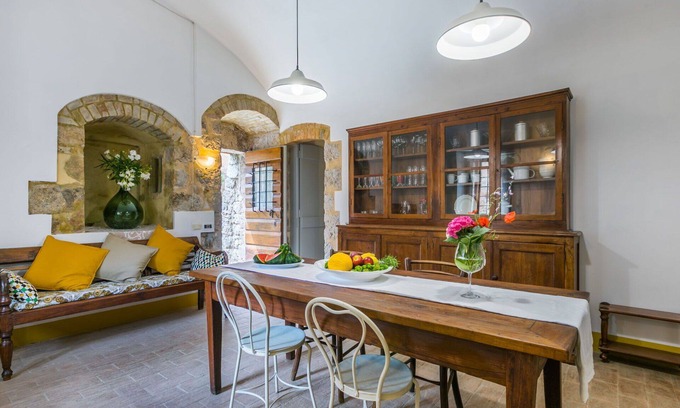 Stigliano Apartment | Beautiful apartment for 2 guests with WIFI, TV, patio, pets allowed and panoramic view