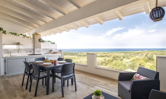 La Muddizza Apartment | Beautiful apartment for 4 people with WIFI, A/C, TV, terrace and panoramic view